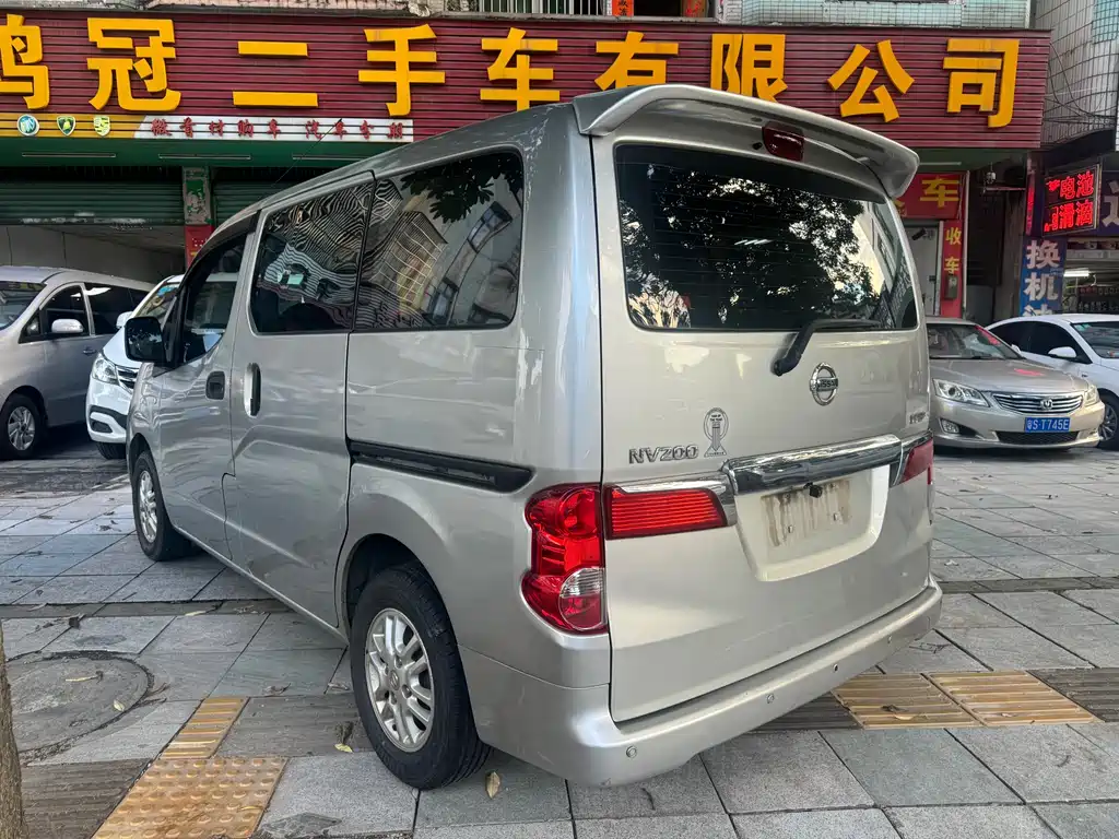 Nissan NV200 2011 model 1.6L 232 seats elegant type купить на сайте DeffCars