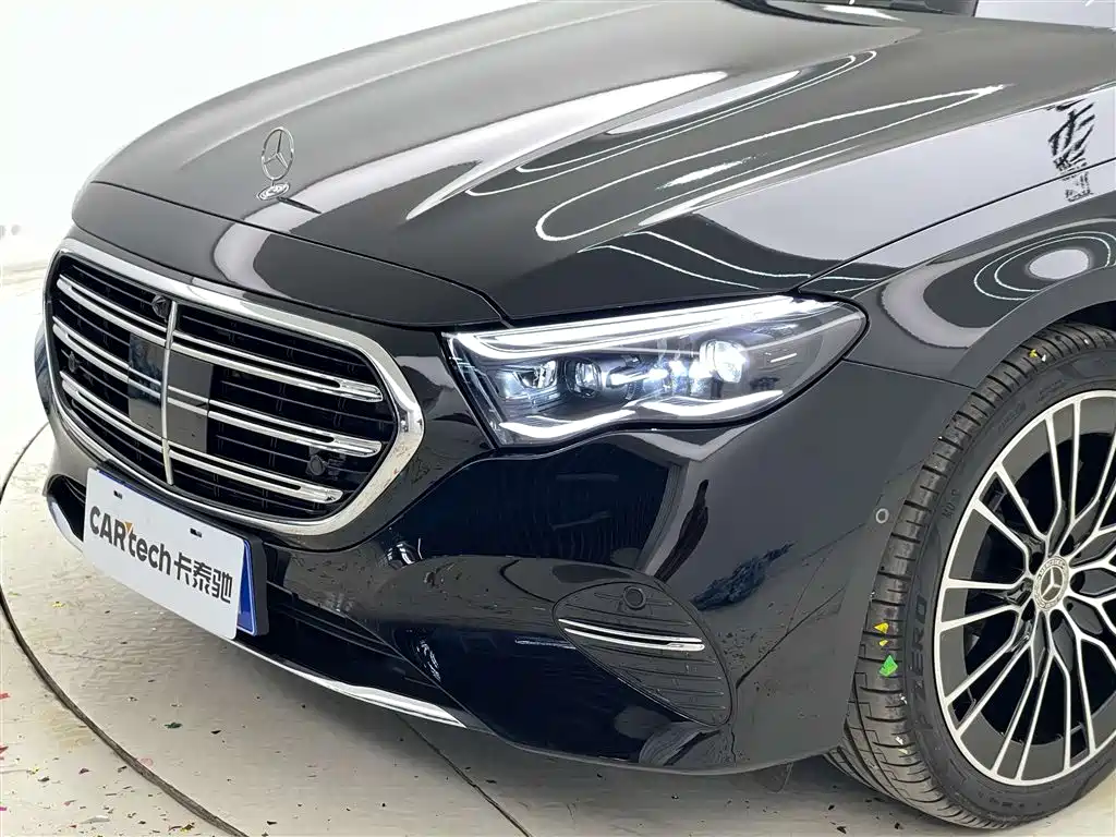 Mercedes-Benz E-Class 2025 E 300 L Premium Model купить на сайте DeffCars