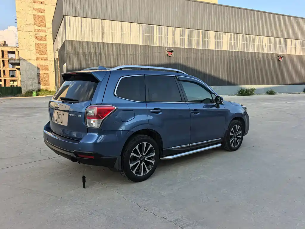 Forester 2016 2.0i Fashion Navigation Edition купить на сайте DeffCars