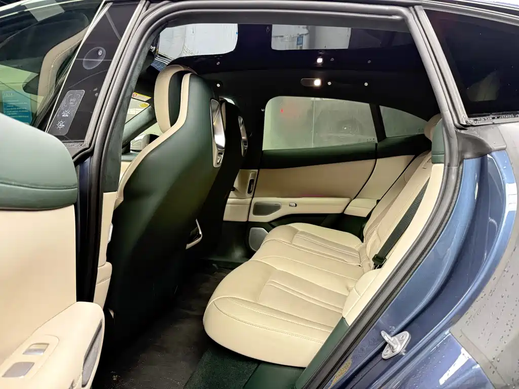 YU7 2025 Max Edition купить на сайте DeffCars