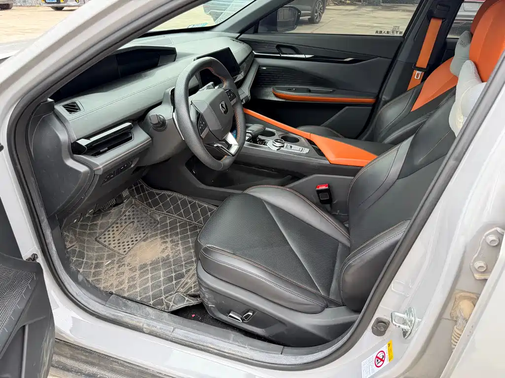 Changan UNI-V 2022 1.5T sports version купить на сайте DeffCars