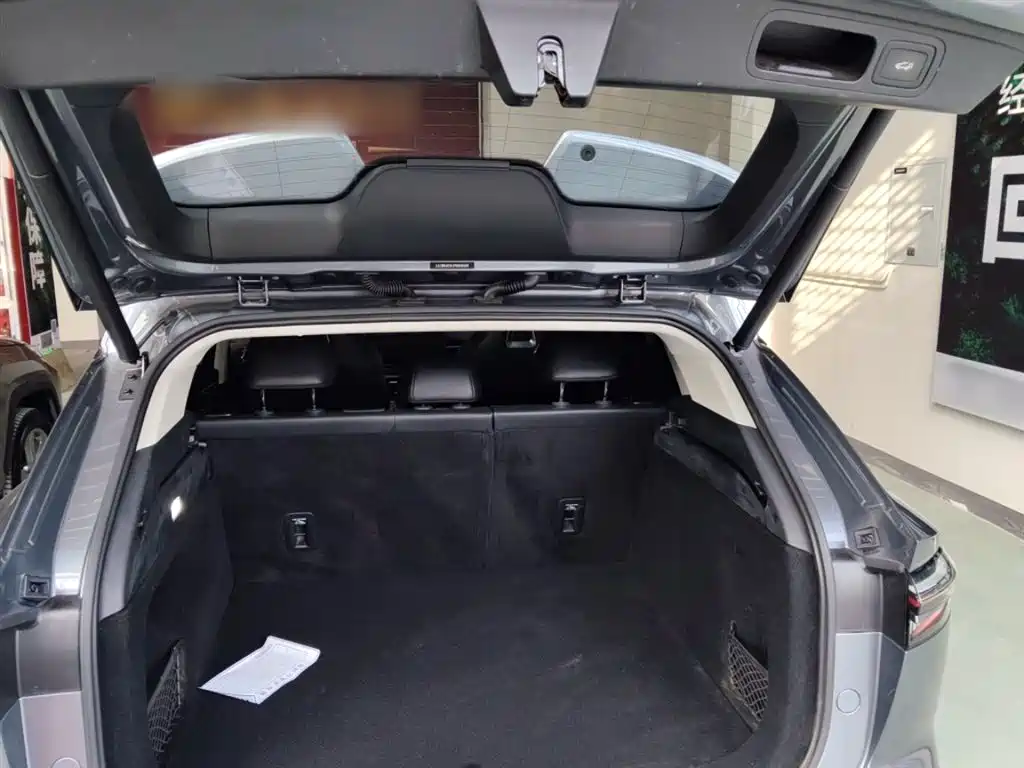 Roewe RX5 2023 1.5T luxury sliding screen version купить на сайте DeffCars
