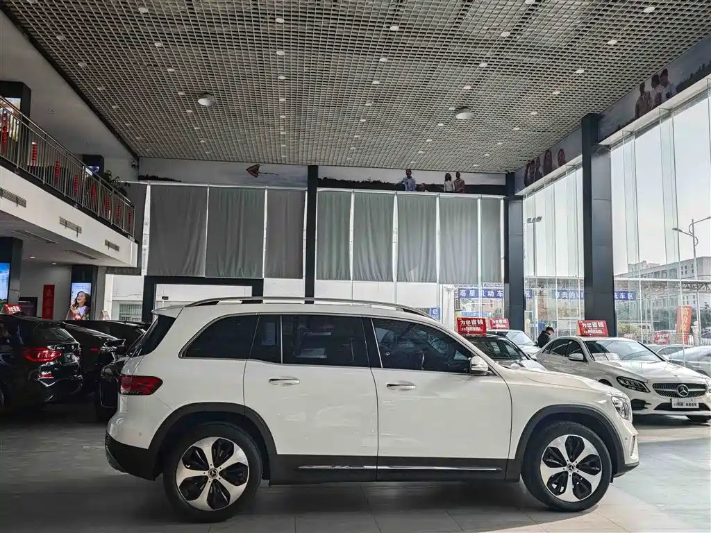Mercedes-Benz GLB 2022 facelift GLB 200 fashion model купить на сайте DeffCars