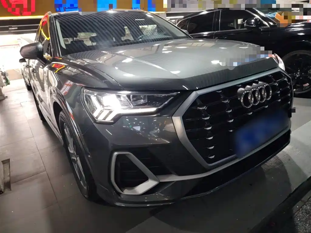 Audi Q3 2022 40 TFSI Fashionable and Dynamic купить на сайте DeffCars