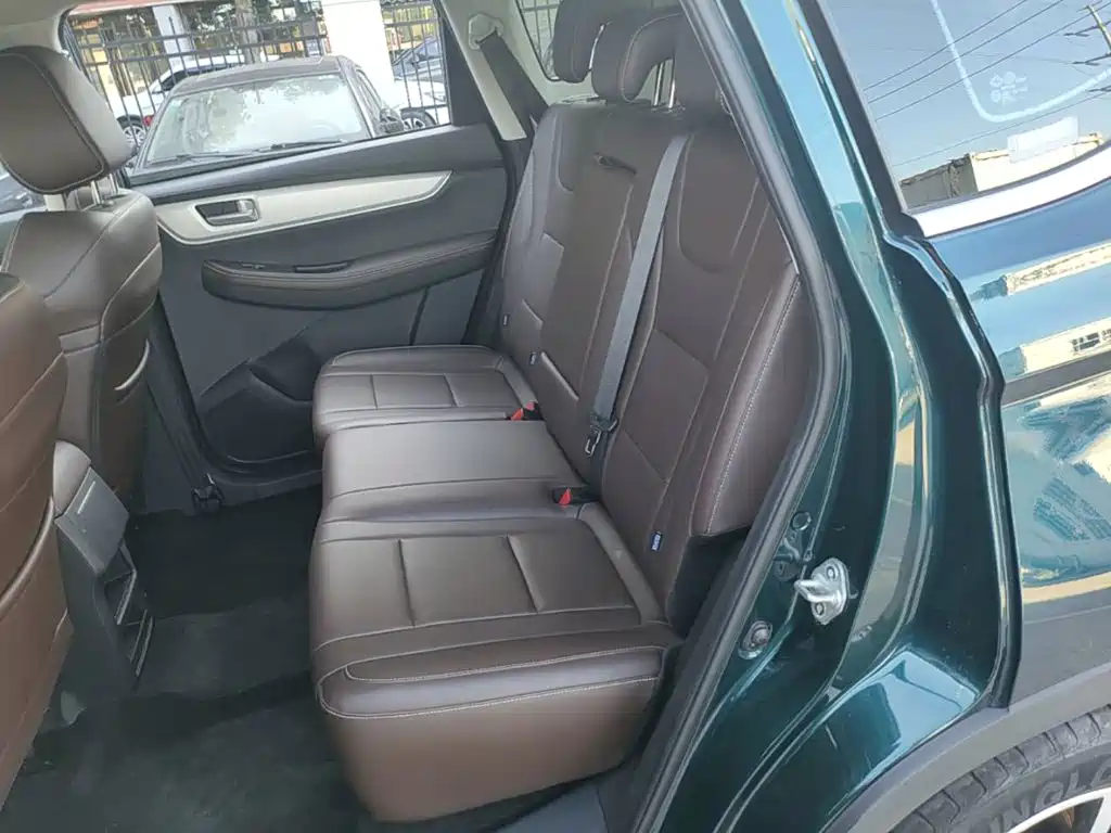 Fengxing T5 2022 Prosperity Model 1.5T Automatic Dream Chasing Edition Five Seats купить на сайте DeffCars
