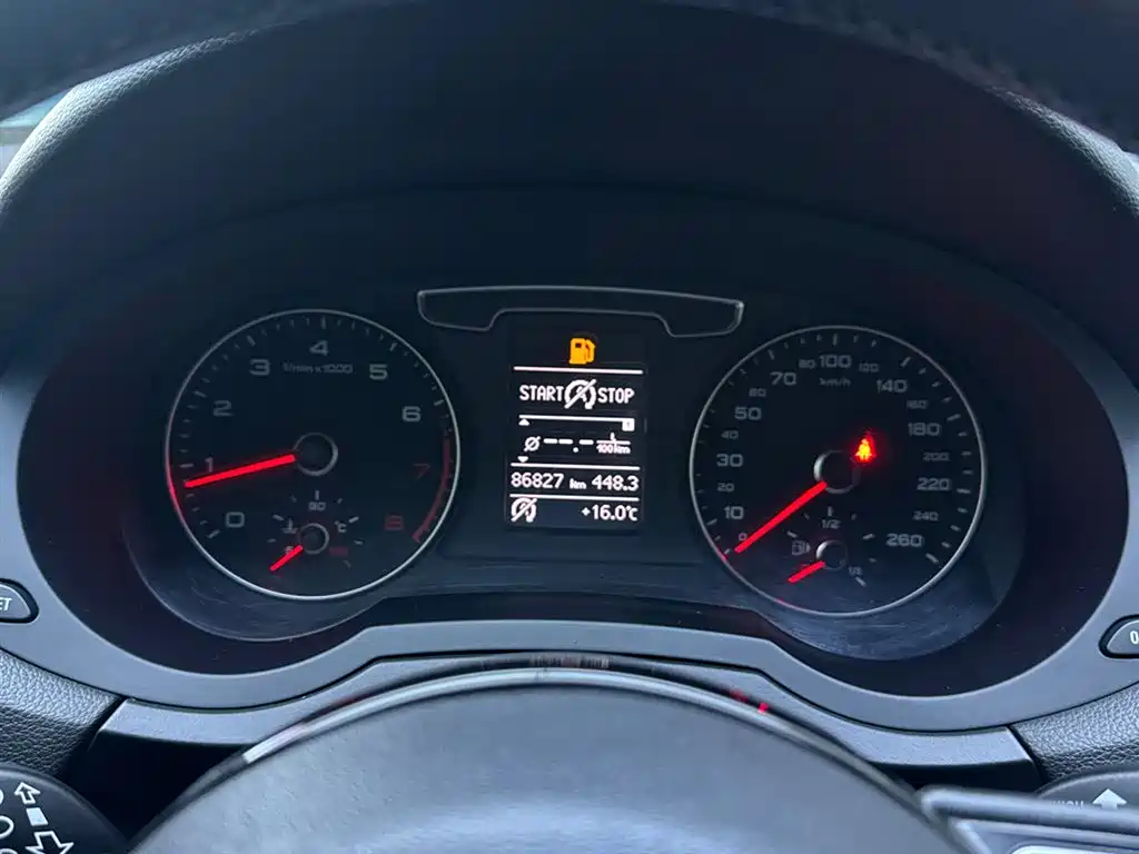 Audi Q3 2018 30th Anniversary Model 30 TFSI Fashion Model купить на сайте DeffCars