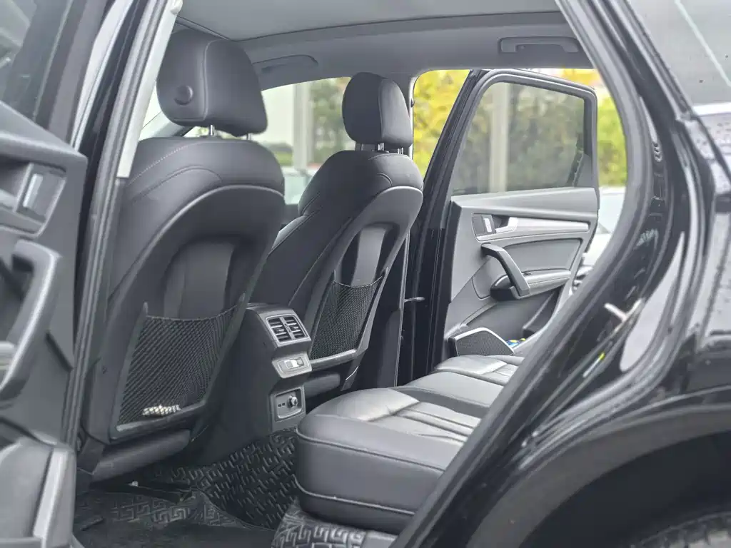 Audi Q5L 2023 40T fashionable and dynamic model купить на сайте DeffCars