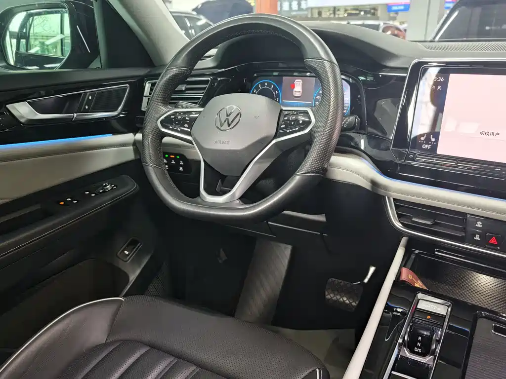 Touron 2023 380TSI four-wheel drive luxury version купить на сайте DeffCars