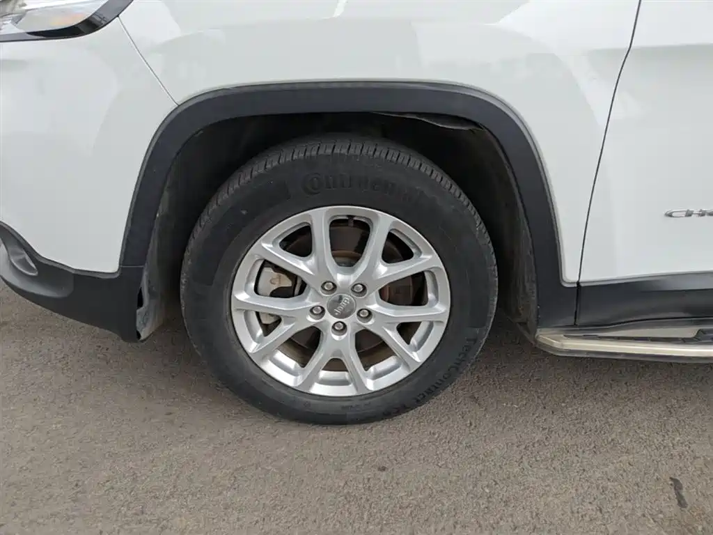 Liberty Light 2017 2.0L Superior Edition купить на сайте DeffCars