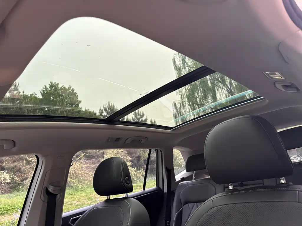 Tiguan L 2023 330TSI automatic two-wheel drive smart version купить на сайте DeffCars