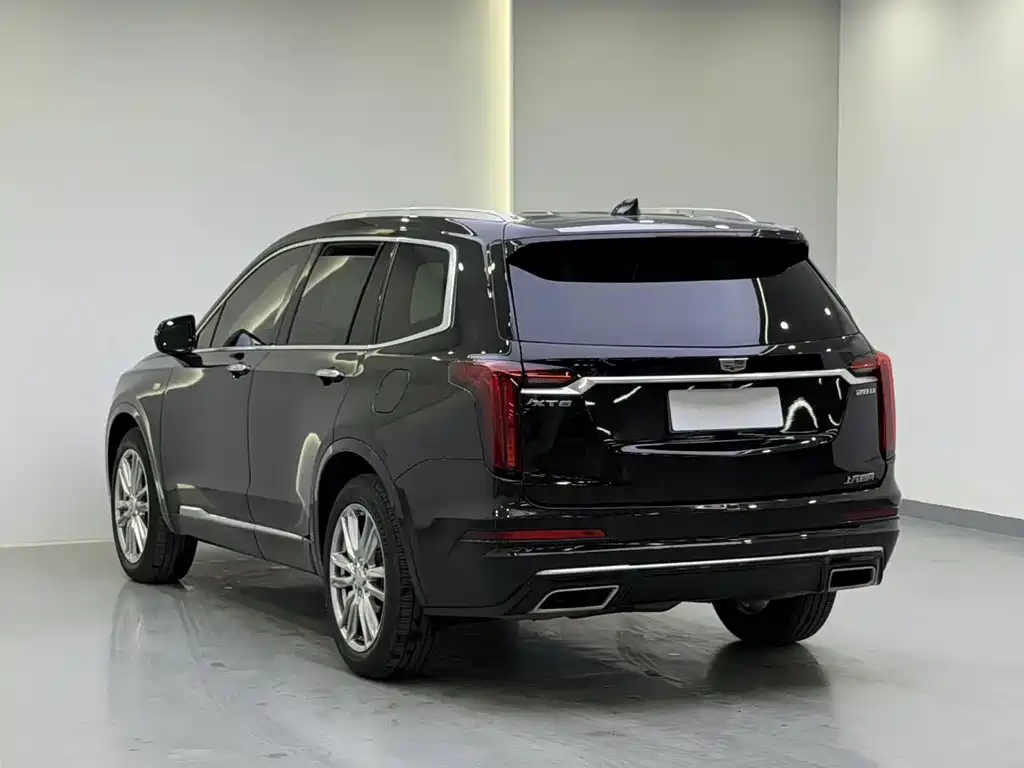 Cadillac XT6 2021 2.0T six-seat two-wheel drive luxury model купить на сайте DeffCars