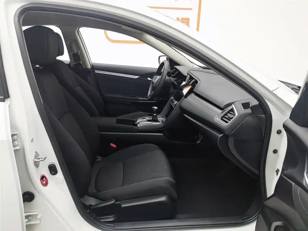 Civic 2016 180TURBO manual comfort version купить на сайте DeffCars