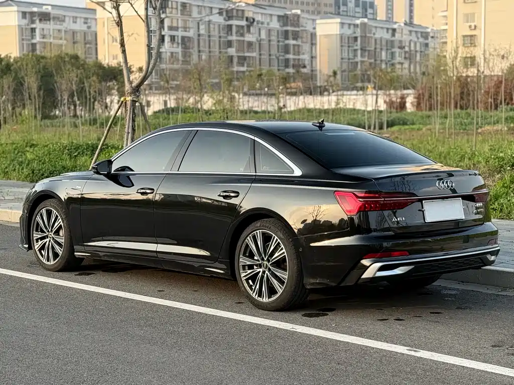 Audi A6L 2023 45 TFSI Premium Dynamic Model купить на сайте DeffCars
