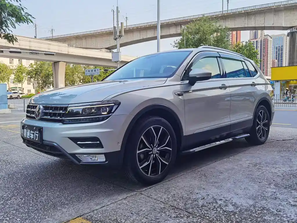 Tiguan L 2017 380TSI automatic four-wheel drive flagship version купить на сайте DeffCars
