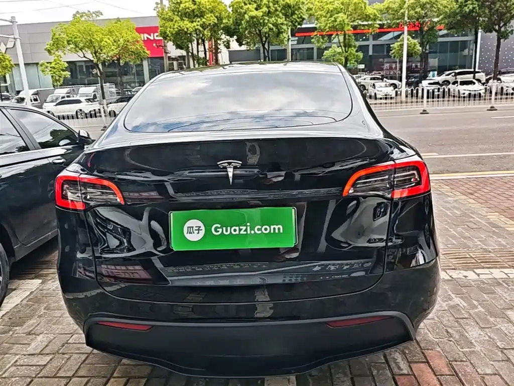 Model Y 2022 facelift rear-wheel drive version купить на сайте DeffCars