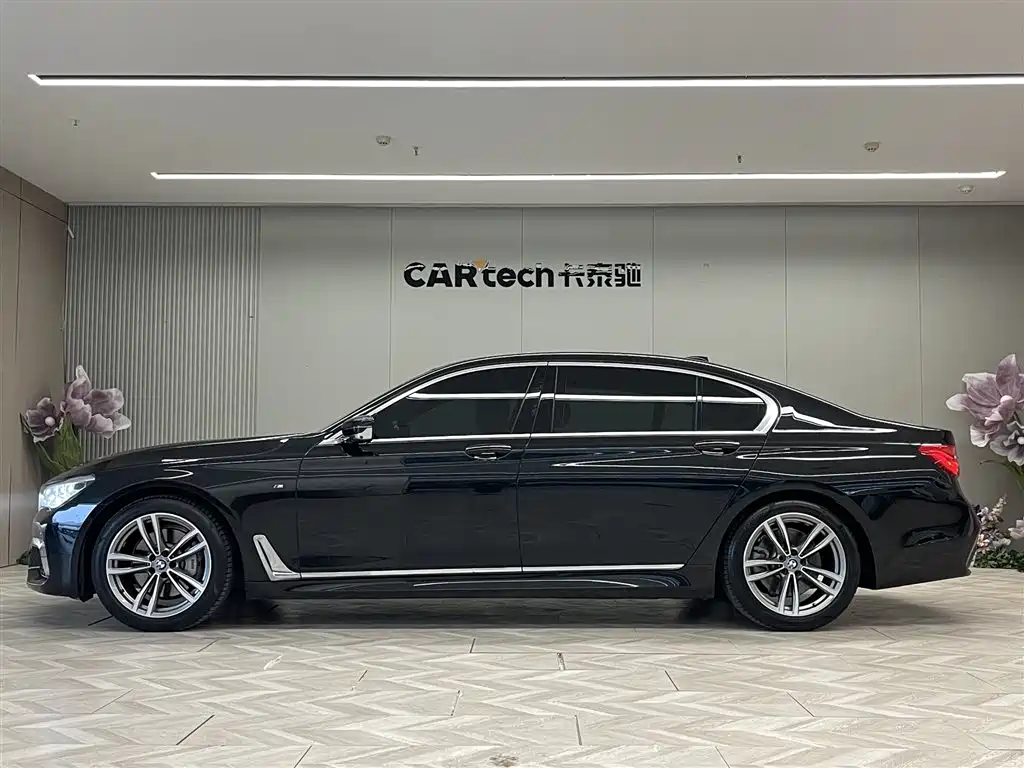 BMW 7 Series 2018 730Li Exclusive M Sports Package купить на сайте DeffCars