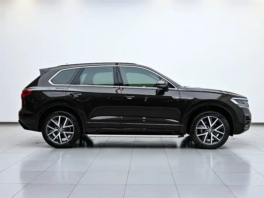 Touareg 2020 3.0TSI Ruixiang Edition National VI купить на сайте DeffCars