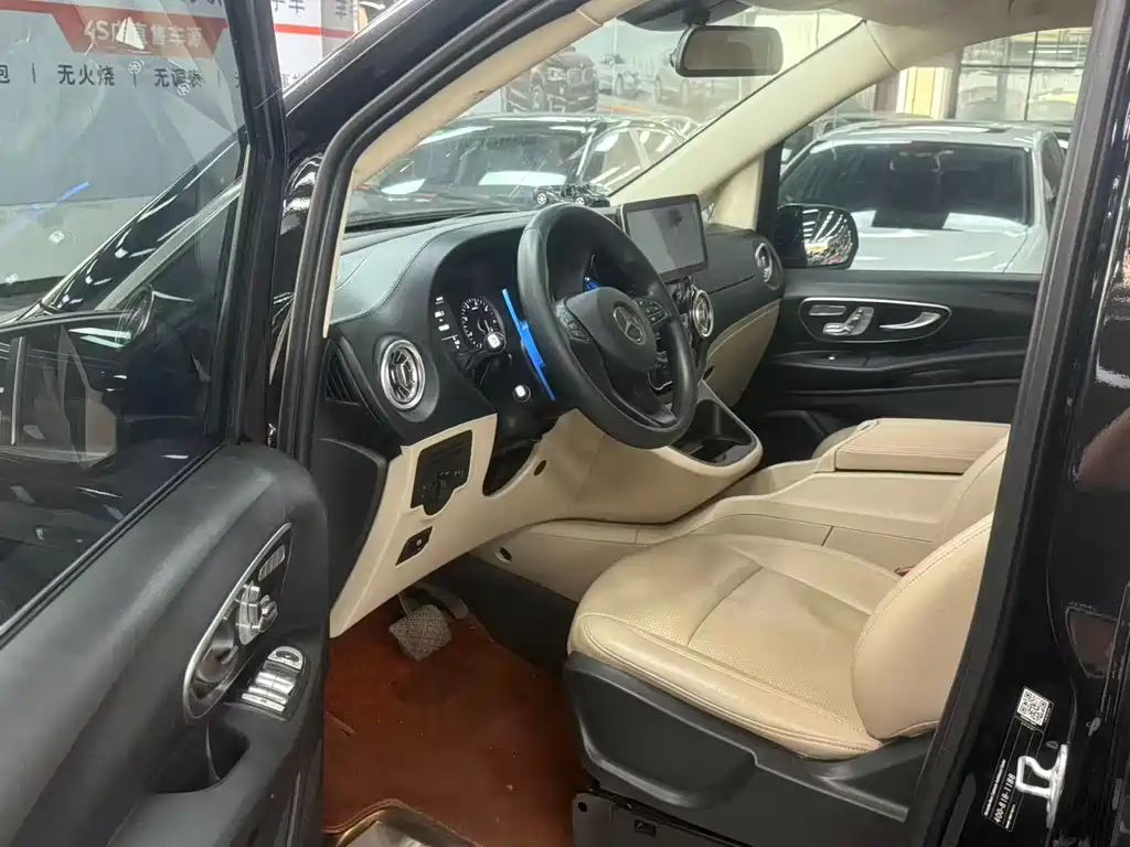 Vito 2021 2.0T Elite Edition 7 seats купить на сайте DeffCars