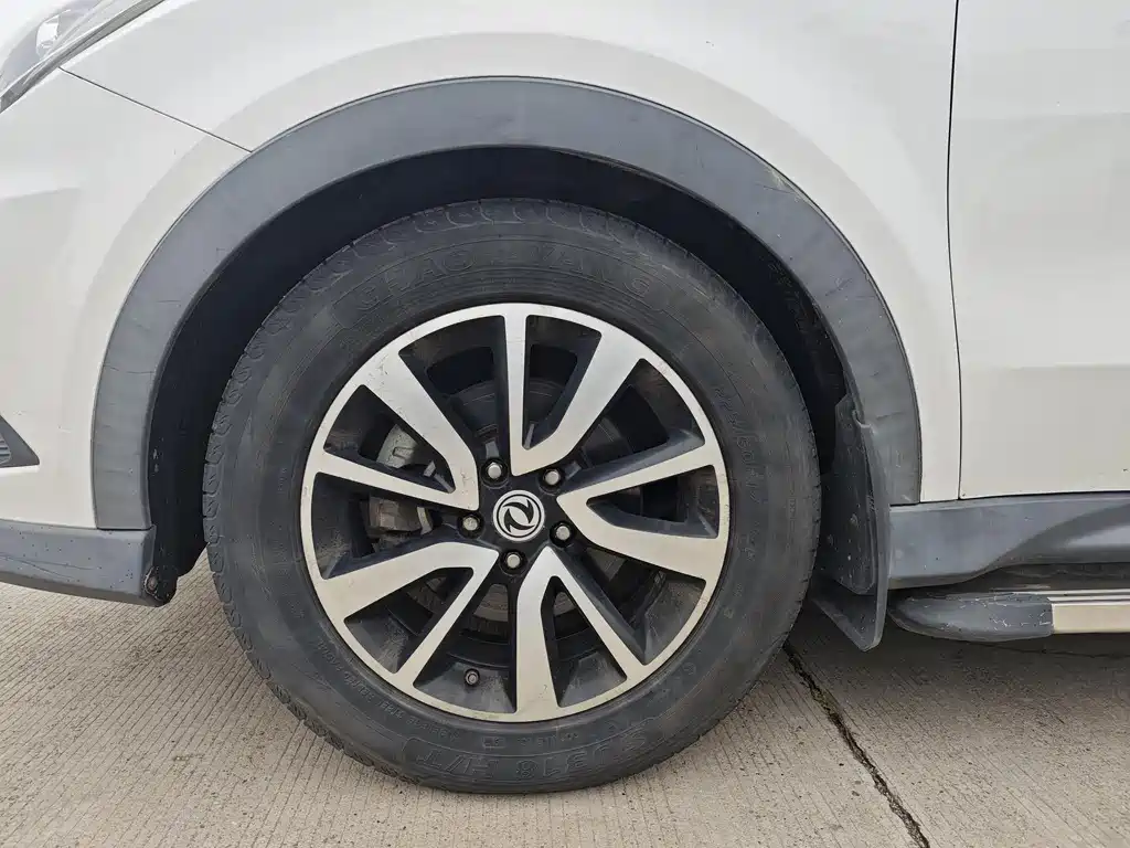 Fengguang 580 2018 facelift 1.5T CVT luxury model купить на сайте DeffCars