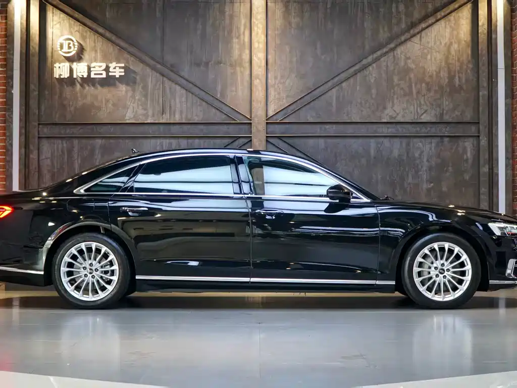 Audi A8 2022 A8L 50 TFSI quattro Comfort Collection Edition купить на сайте DeffCars