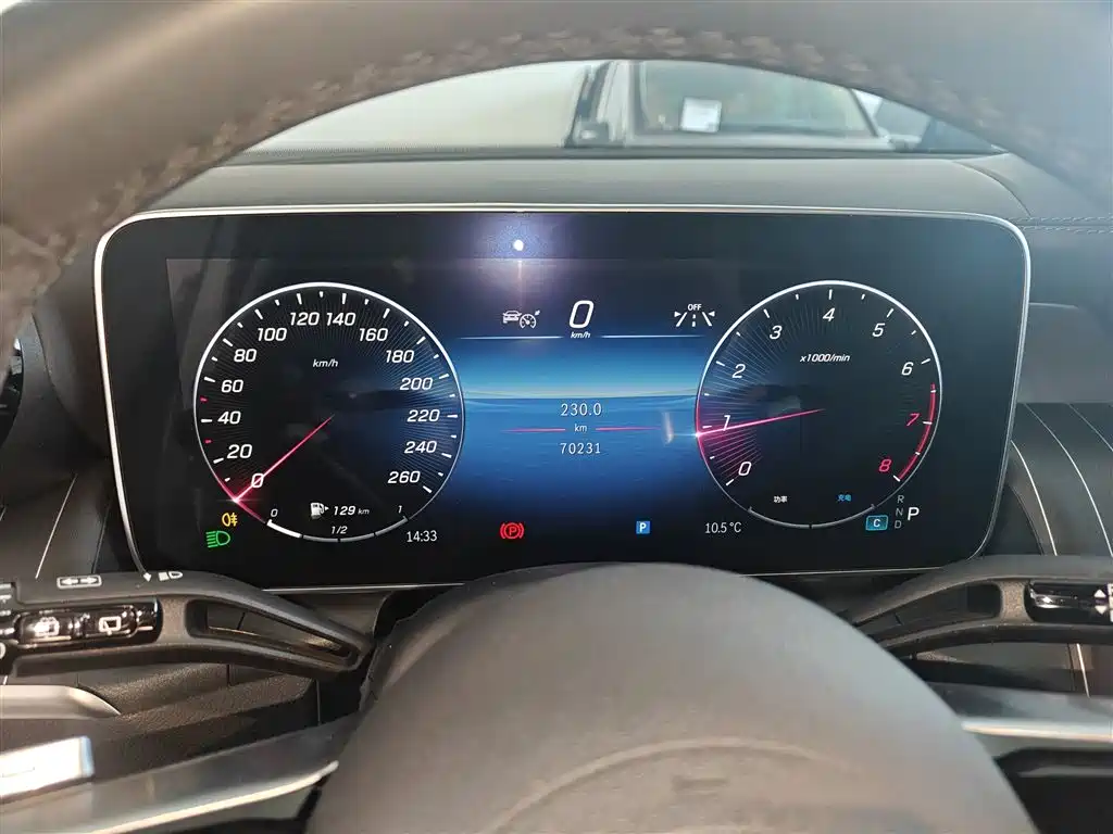 Mercedes-Benz GLC 2023 GLC 260 L 4MATIC luxury model 5 seats купить на сайте DeffCars