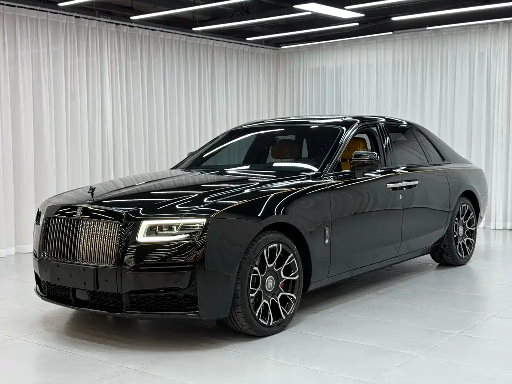 Ghost 2022 6.7T Black Badge купить на сайте DeffCars
