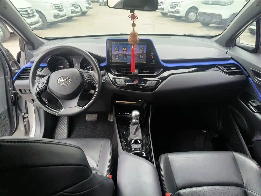 Yize IZOA 2018 2.0L Yichi Edition National VI купить на сайте DeffCars
