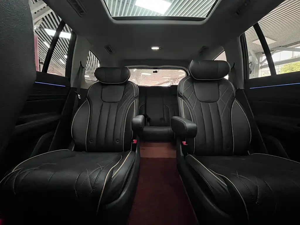 Lingyu 2021 EcoBoost 225 Collar Type 6 Seats купить на сайте DeffCars