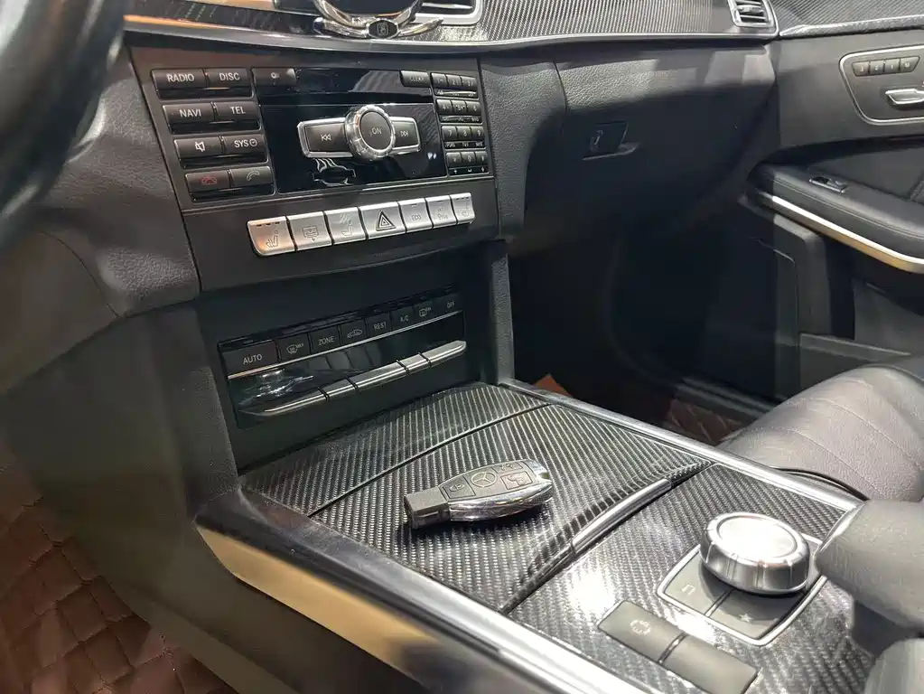 Mercedes-Benz E-Class 2015 E 320 L 4MATIC купить на сайте DeffCars