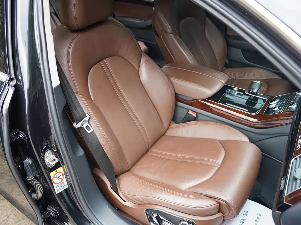 Audi A8 2011 A8L 3.0 TFSI quattro Comfort 213kW купить на сайте DeffCars