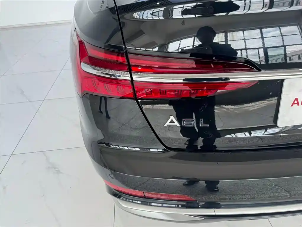 Audi A6L 2024 45 TFSI quattro premium dynamic model купить на сайте DeffCars