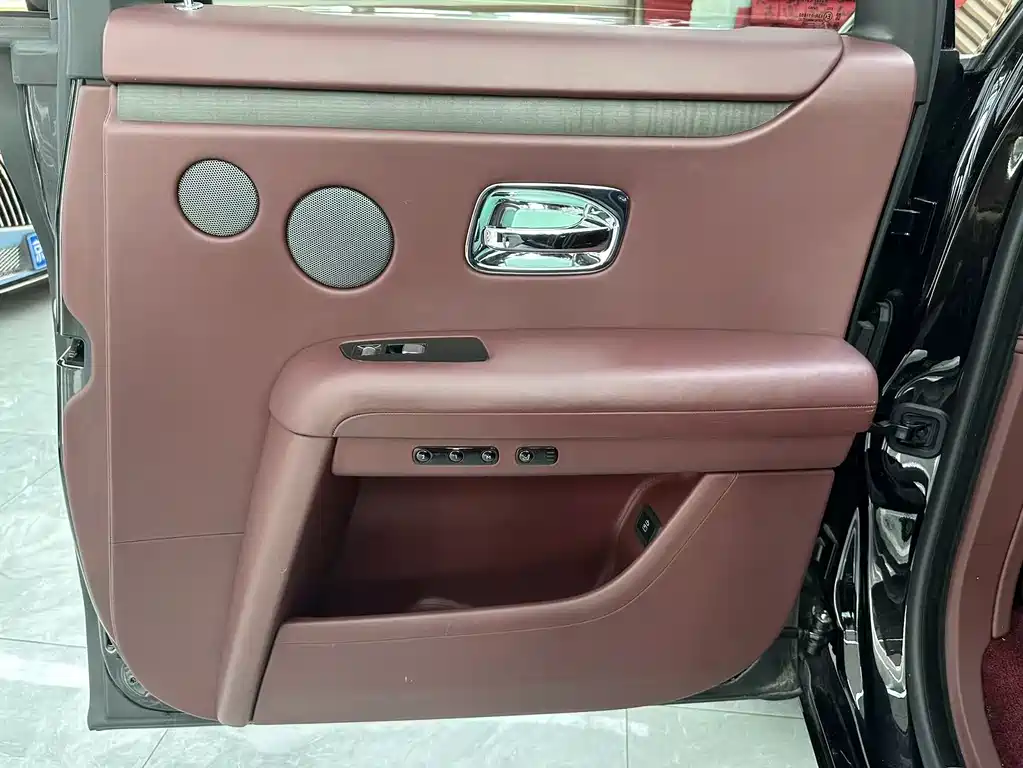 Ghost 2021 6.7T standard wheelbase version купить на сайте DeffCars