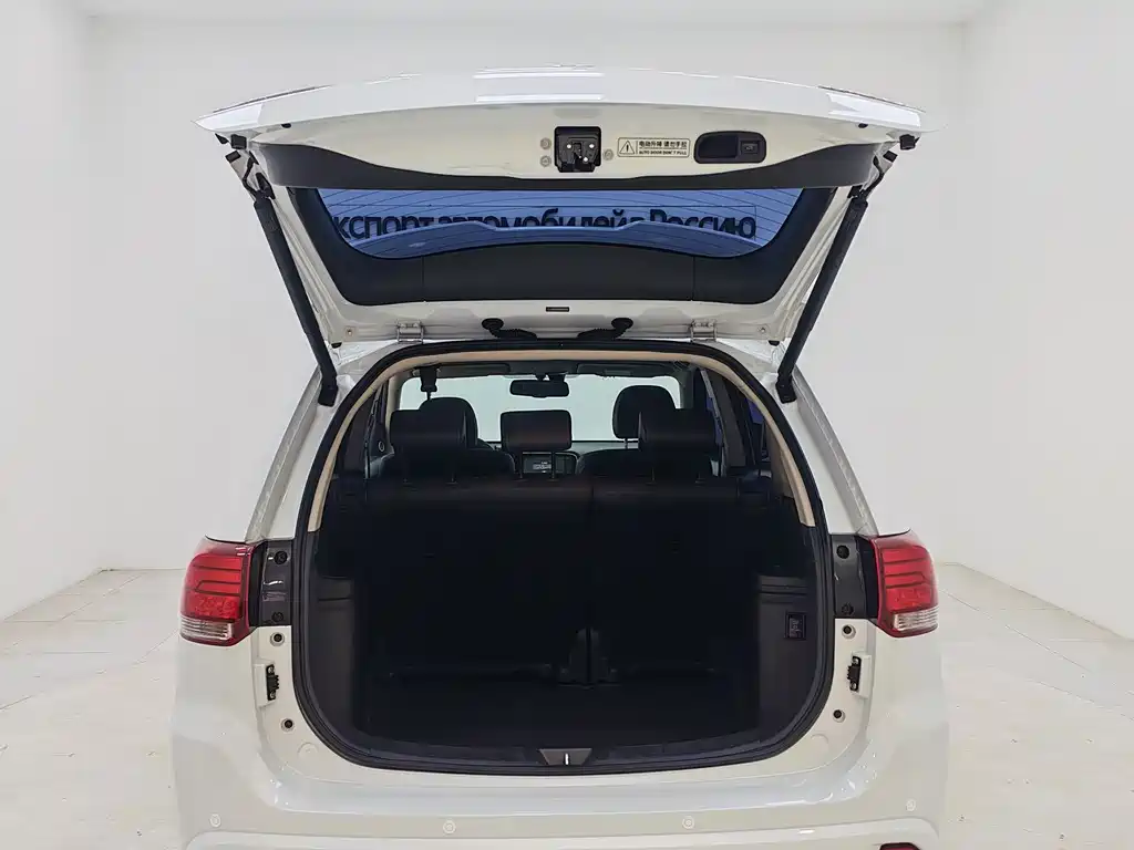 Outlander 2021 facelift 2.0L 2WD Enjoy Edition 5 seats купить на сайте DeffCars