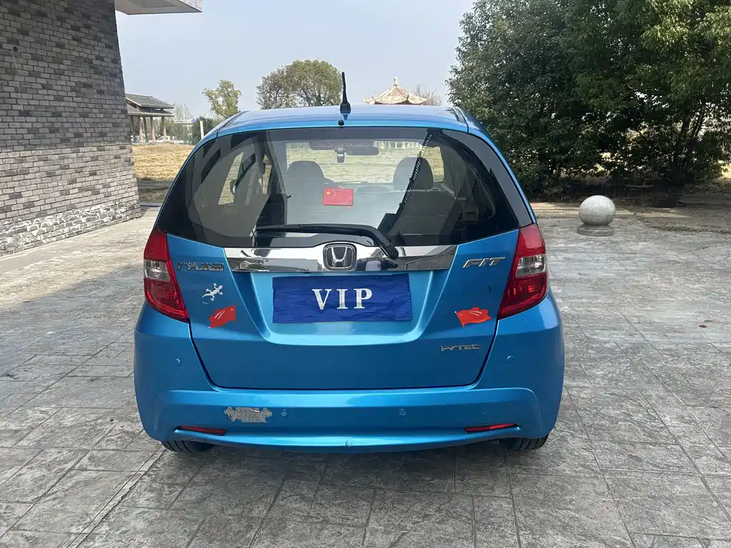 Fit 2011 1.5L automatic luxury version купить на сайте DeffCars