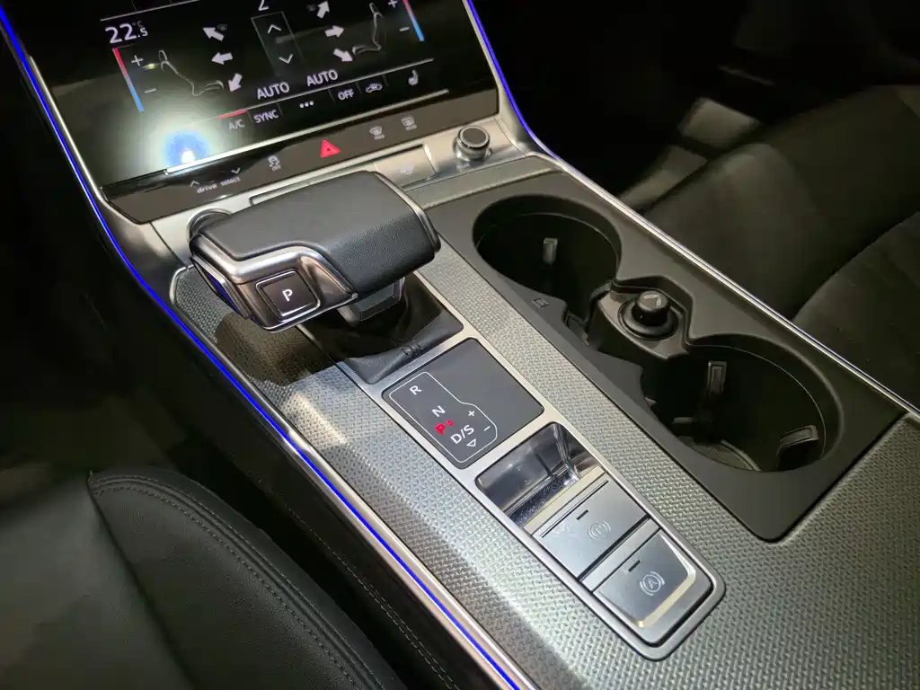 Audi A6 imported 2022 allroad quattro explorer 55 TFSI exclusive off-road model купить на сайте DeffCars