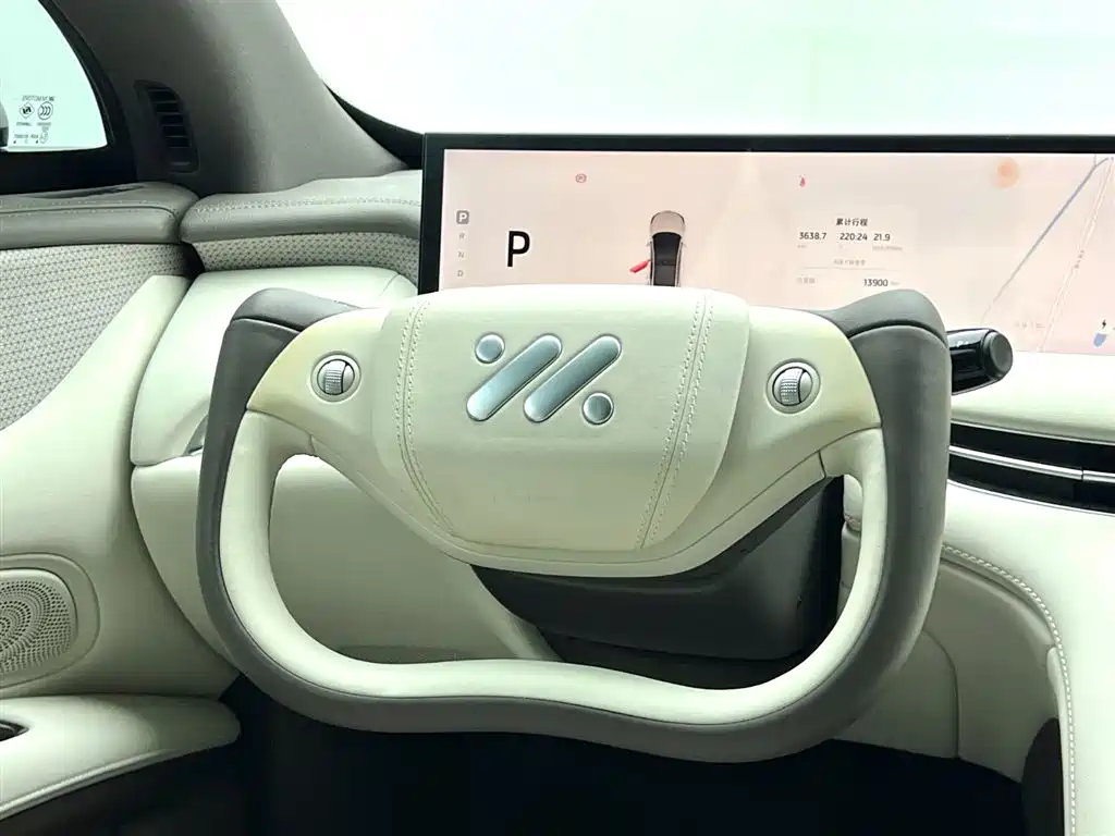 Zhiji LS7 2023 90kWh Elite rear-wheel drive version купить на сайте DeffCars