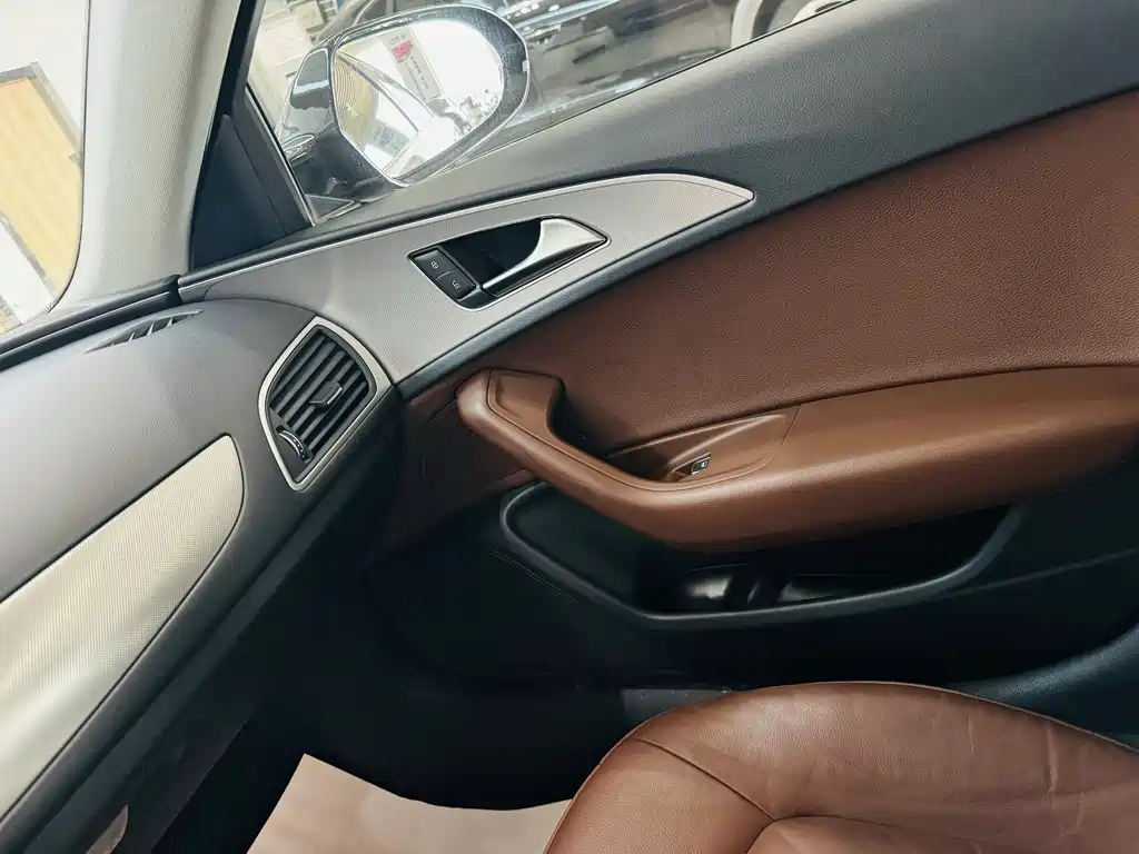 Audi A6L 2018 30th Anniversary Model 35 TFSI Fashion Model купить на сайте DeffCars