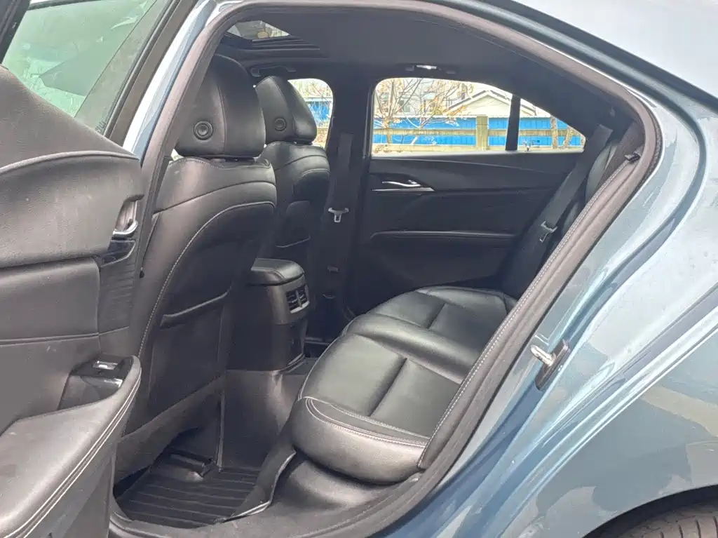 Cadillac CT4 2023 25T luxury model купить на сайте DeffCars