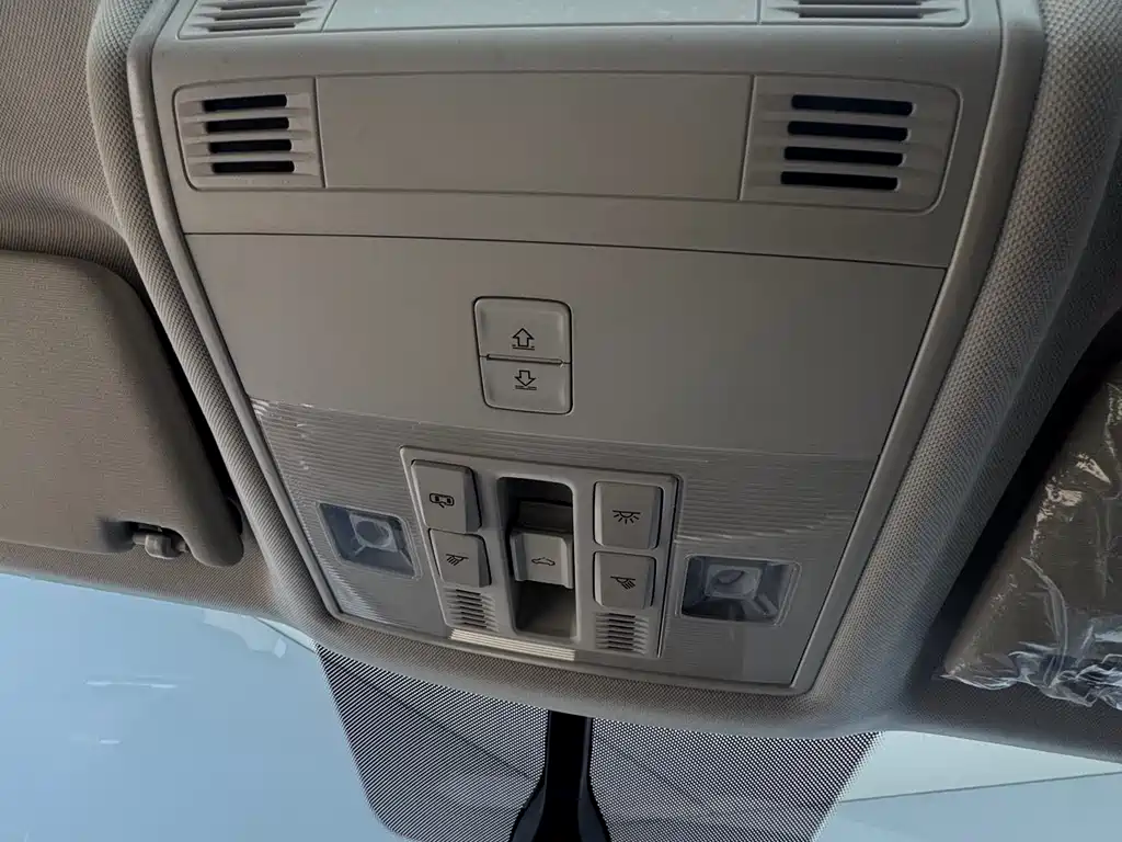 Tuyue 2022 280TSI two-wheel drive comfort version купить на сайте DeffCars