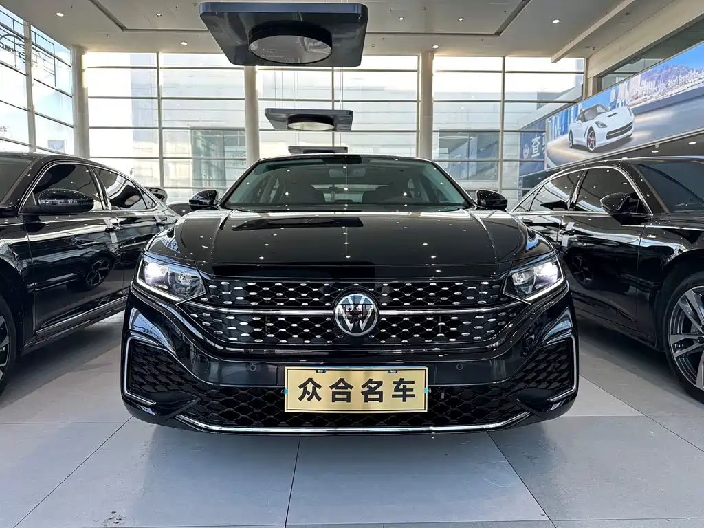Passat 2025 Outstanding Model 380TSI Starry Sky Dragon Edition купить на сайте DeffCars