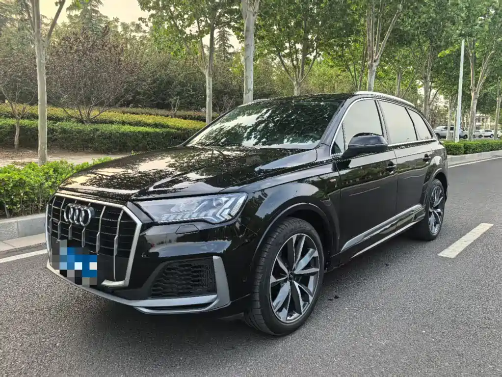 Audi Q7 2022 55 TFSI quattro S line sports купить на сайте DeffCars