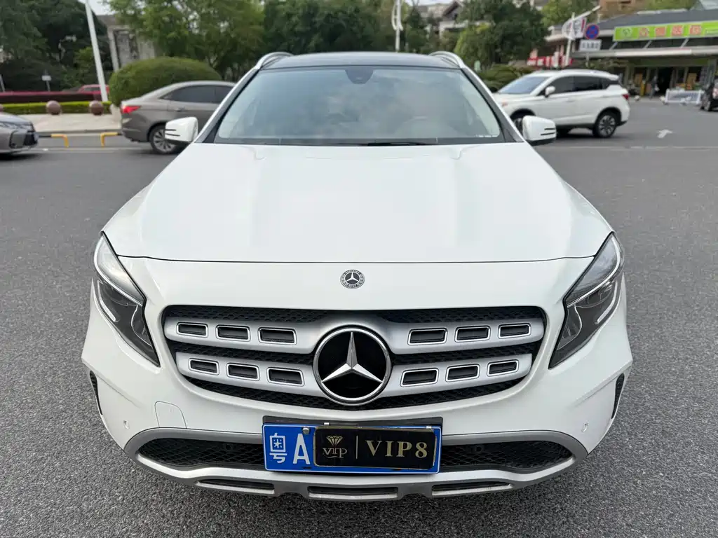 Mercedes-Benz GLA 2017 GLA 200 Dynamic купить на сайте DeffCars