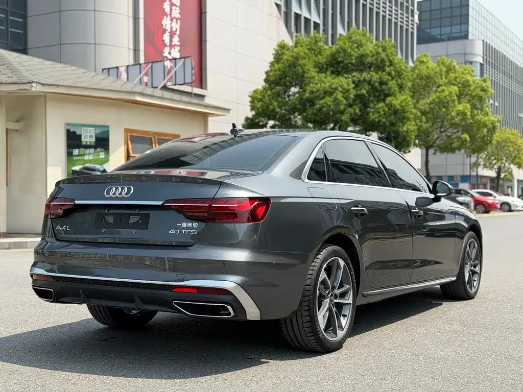 Audi A4L 2022 40 TFSI Fashionable and Dynamic купить на сайте DeffCars