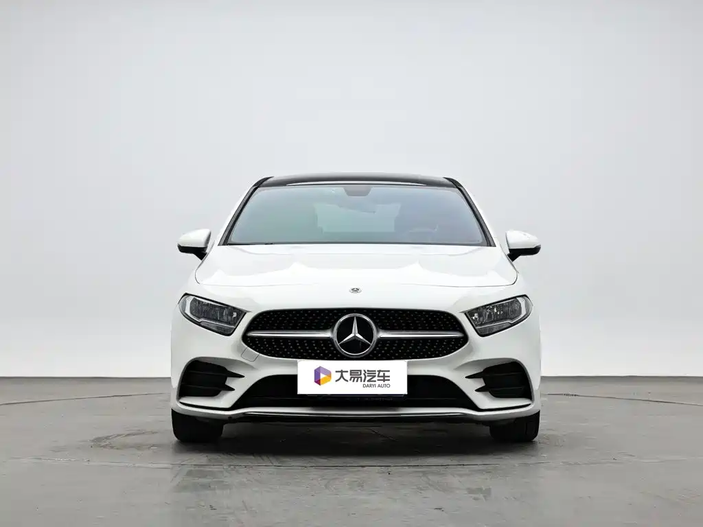 Mercedes-Benz A-Class 2022 facelift A 180 L sports sedan купить на сайте DeffCars