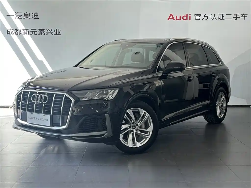 Audi Q7 2021 55 TFSI quattro S line sports version купить на сайте DeffCars