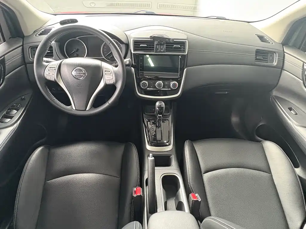 Tiida 2023 1.6L CVT Smart Travel Edition купить на сайте DeffCars