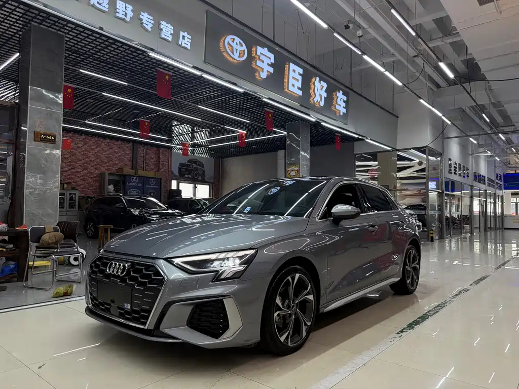 Audi A3 2023 facelift Sportback 35 TFSI stylish and sporty купить на сайте DeffCars