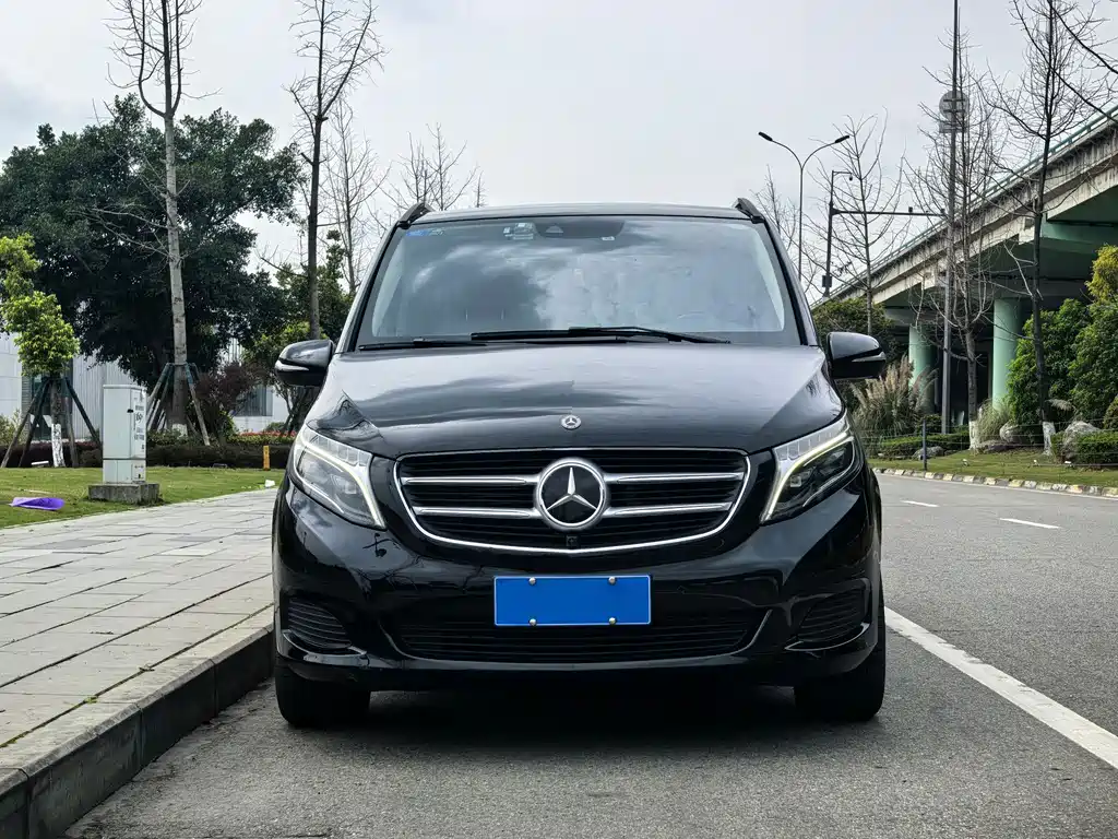 Mercedes-Benz V-Class 2018 V 260 L Premium Extended Edition National VI купить на сайте DeffCars
