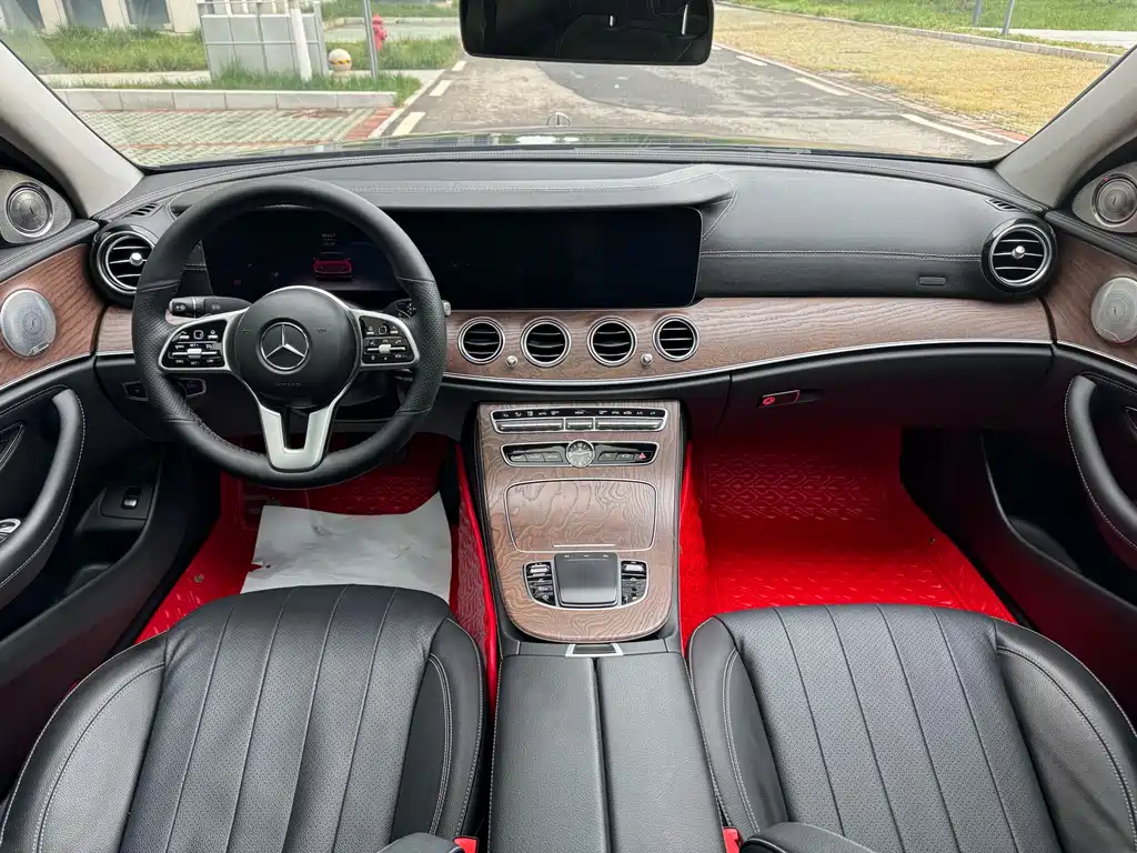 Mercedes-Benz E-Class 2019 E 300 L Fashion купить на сайте DeffCars