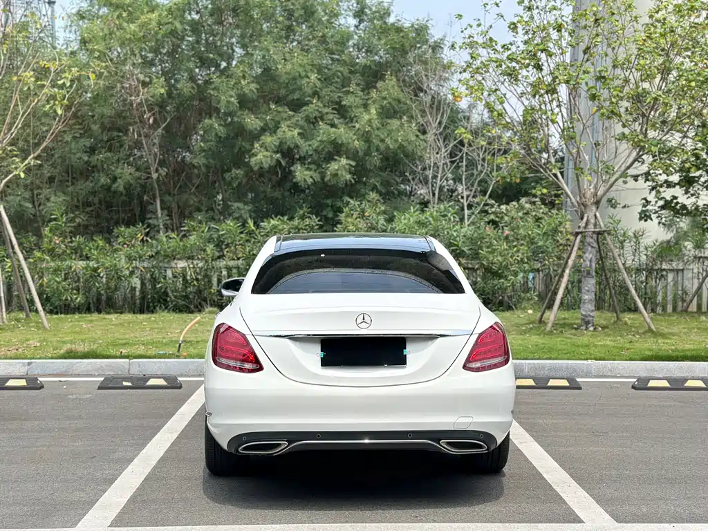 Mercedes-Benz C-Class 2018 C 200 L купить на сайте DeffCars